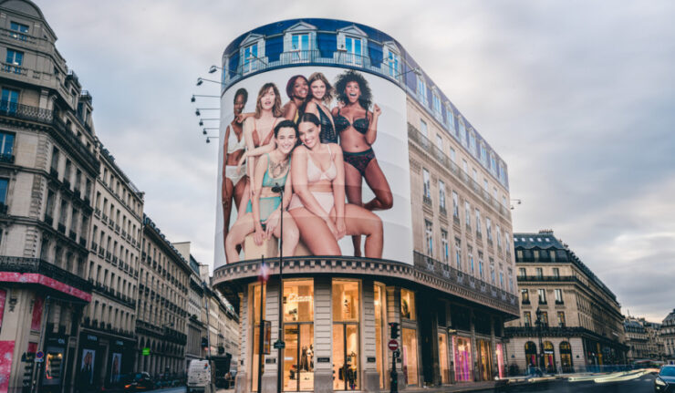 La marque Etam fait son flagship quartier de l'Opéra