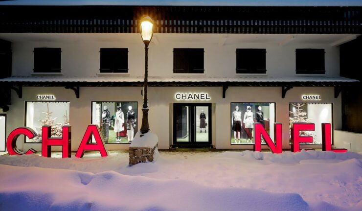 La maison Chanel ouvre sa boutique saisonnière à Courchevel