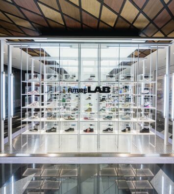 Converse imagine la customisation au Siam Discovery