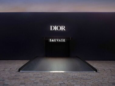 christian dior, maison de luxe du group LVMH inaugure un éènement retail immersif à Londres pour son best seller Sauvage